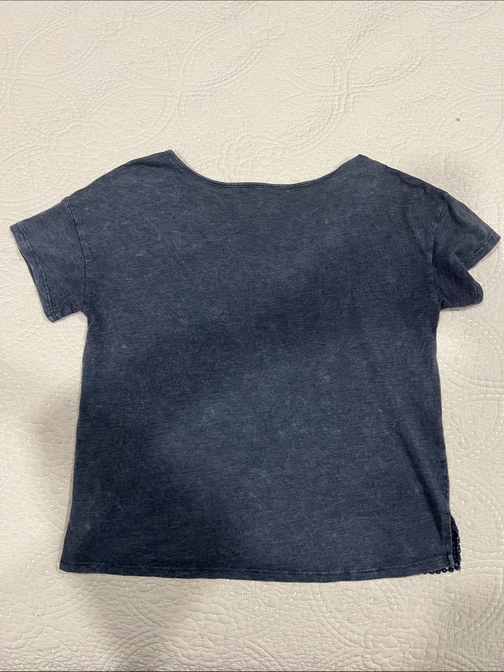 American Eagle Outfitters Navy Short Sleeve Tee with Hem Detail - Picture 3 of 3